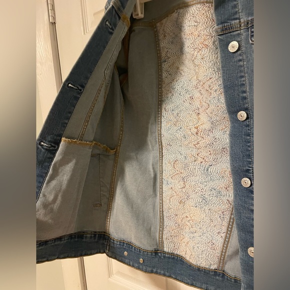 NWT Lularoe Jaxon denim jacket - Picture 3 of 7